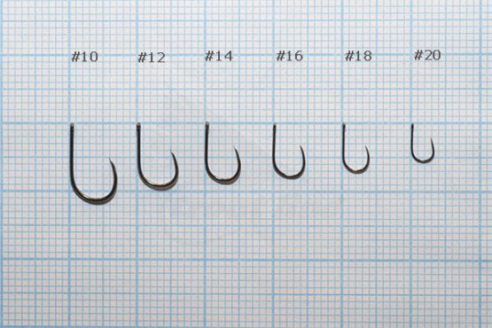 Maruto D9626 BL Dry Fly Hooks - Competitive Angler
